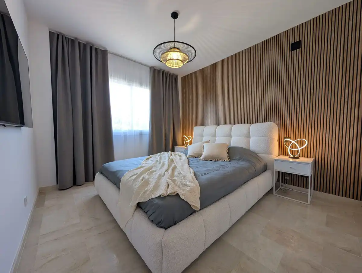 Habitación de Ático en venta en Estepona con Aire acondicionado y Terraza
