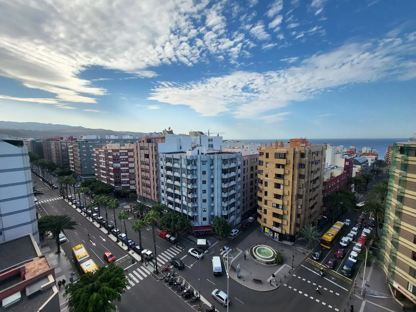 Vista exterior de Ático en venta en Las Palmas de Gran Canaria con Terraza y Trastero
