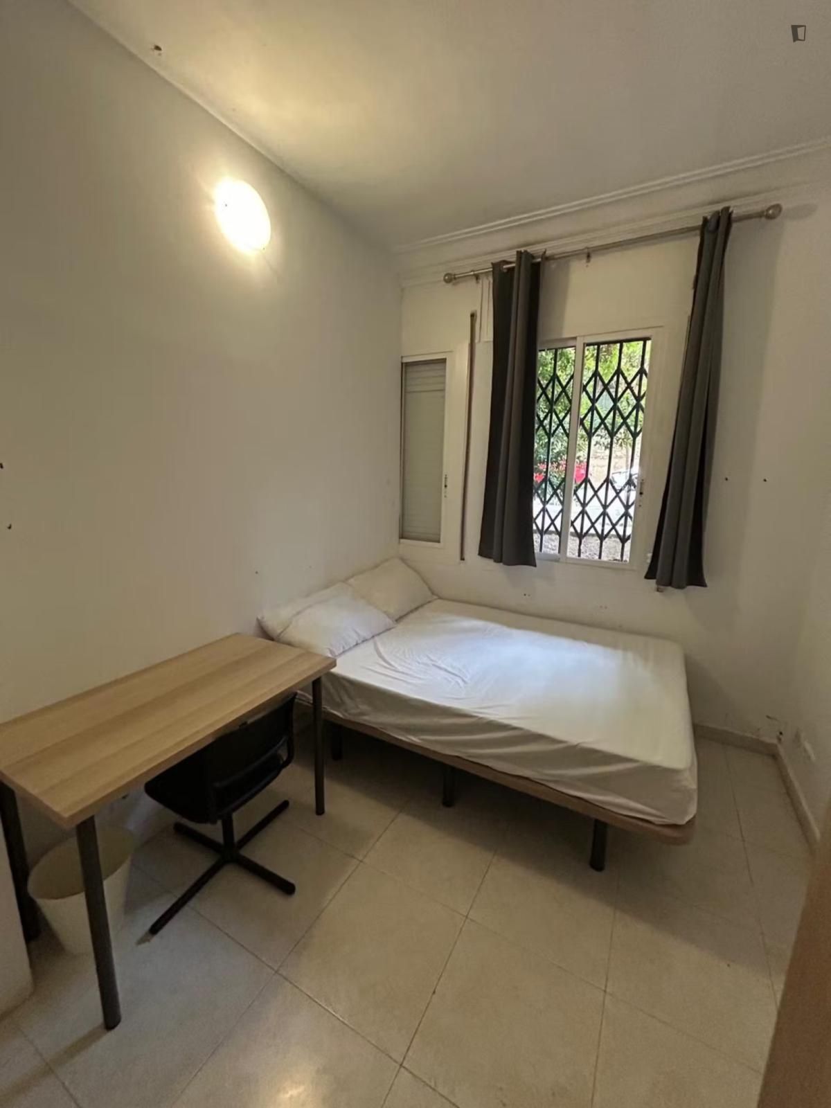 Apartment to share in Pedralbes