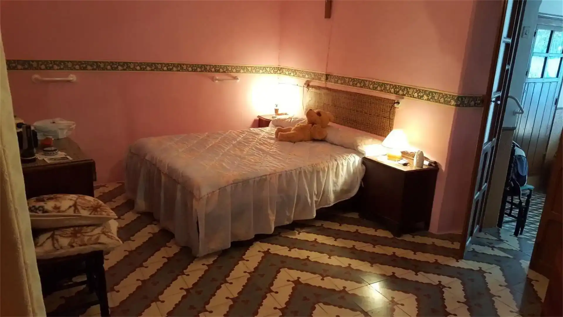 Habitación de Casa adosada en venta en Valdeverdeja con Amueblado, Lavadora y Microondas