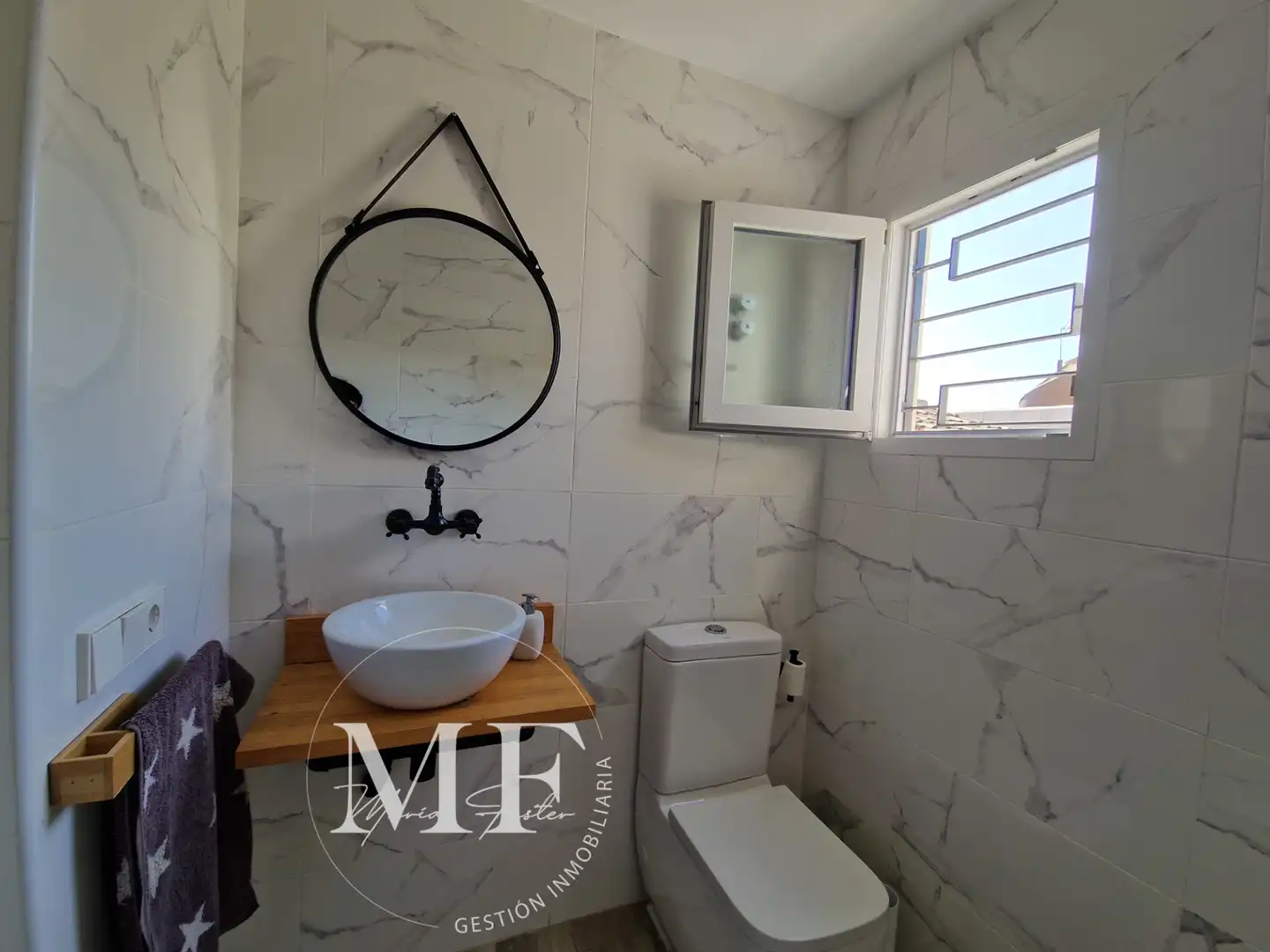 Bathroom of Houses for sale in Mutxamel  with Air Conditioner, Heating and Private garden