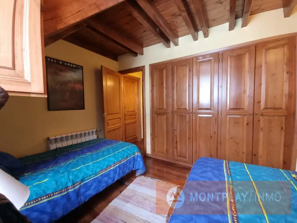 Bedroom of Detached homes for sale in Naut Aran
