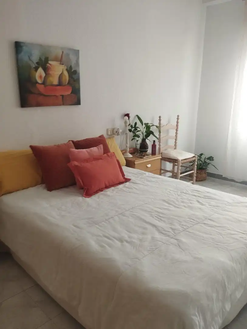Habitación de Piso para compartir en Ayora