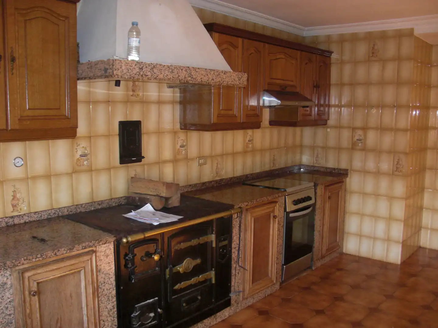 Cocina de Casa o chalet en venta en Vigo  con Jardín privado, Parquet y Terraza