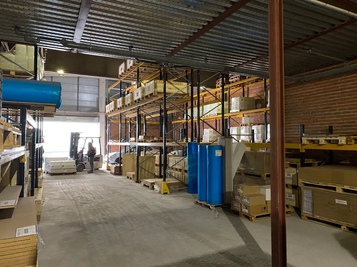 Nau industrial de lloguer a Calle Diesel, Los Olivos - Los Ángeles