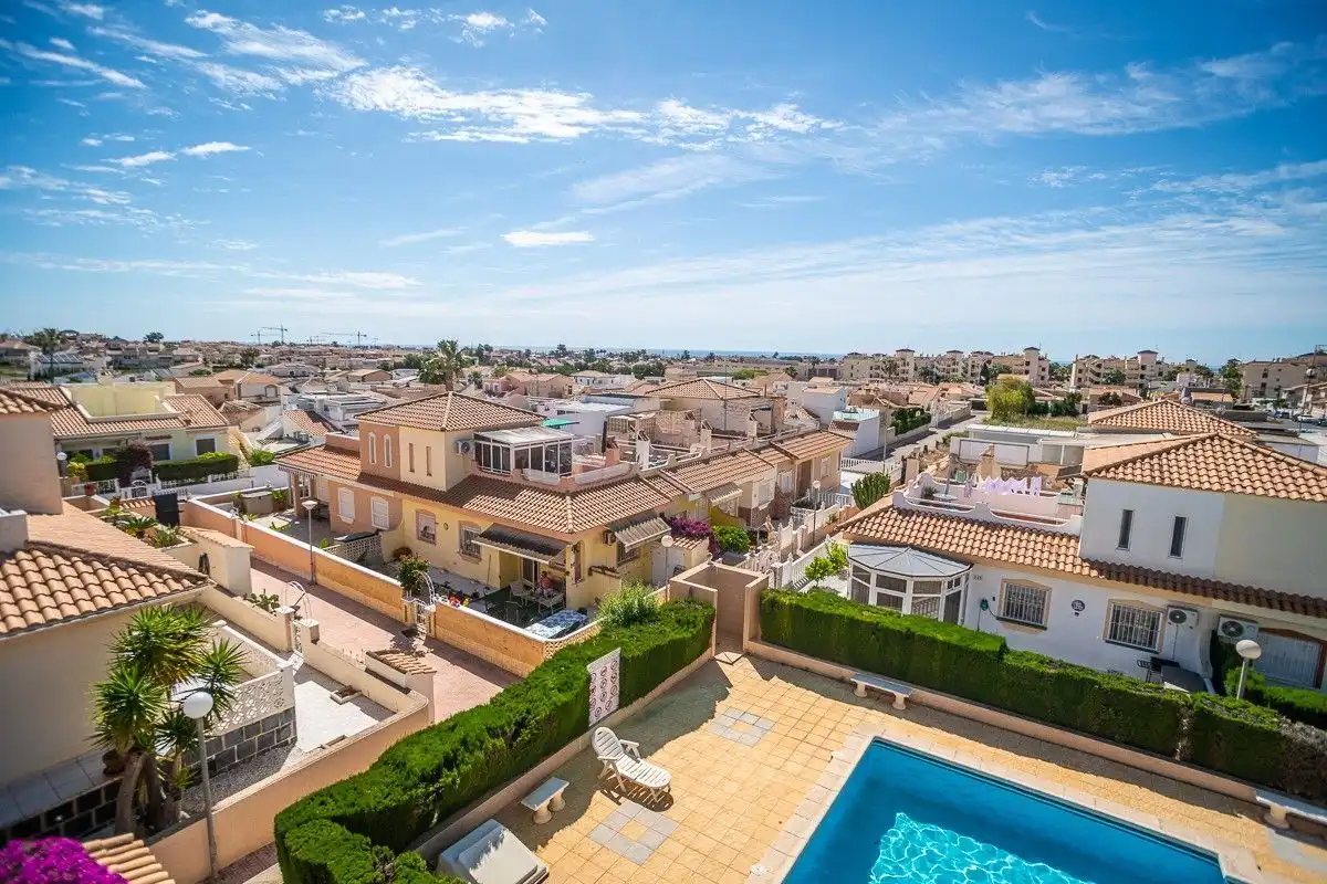 Vista exterior de Apartament en venda en Orihuela