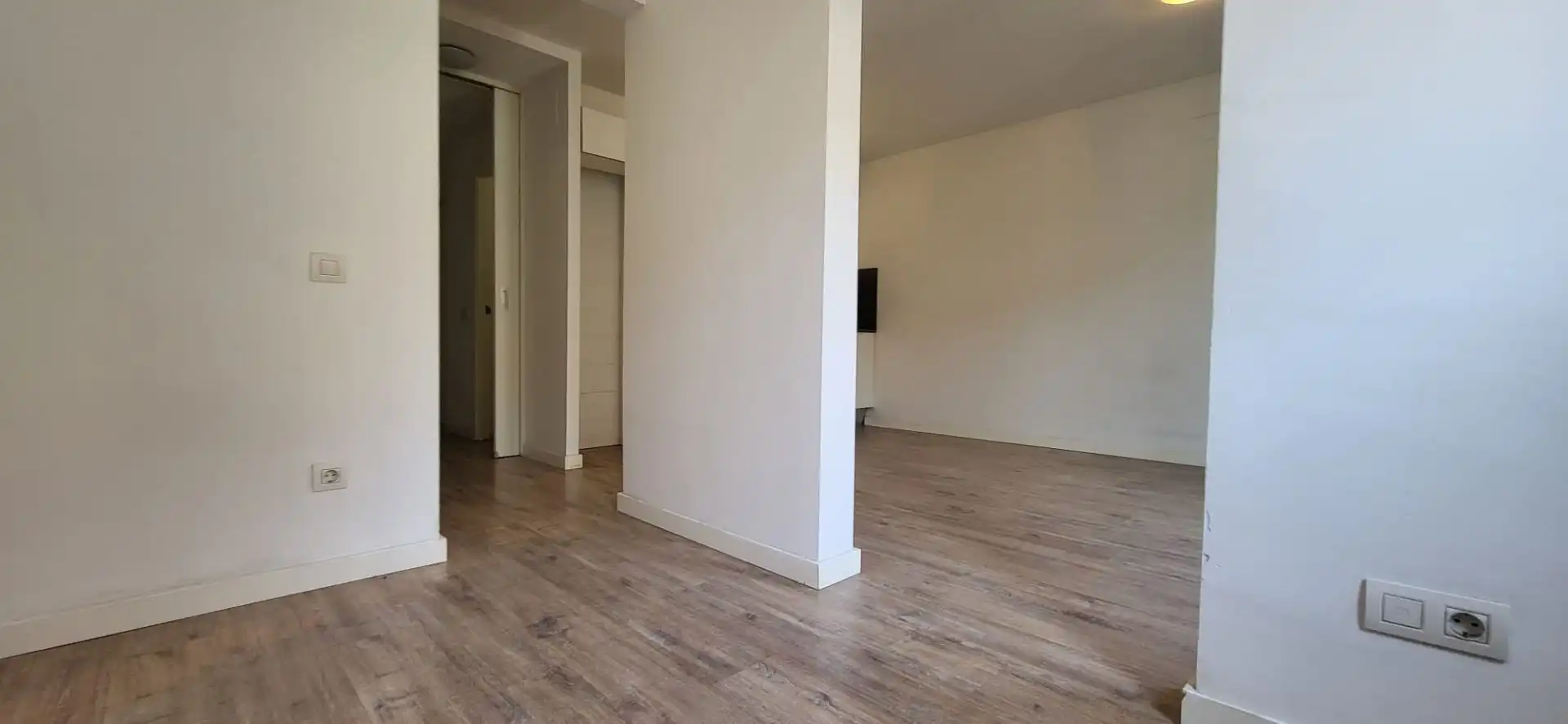 Sala d'estar de Pis en venda en Barcelona amb Calefacció