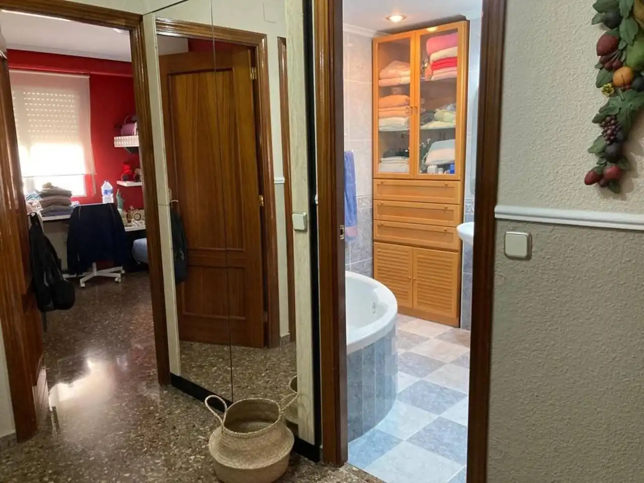 Bany de Pis de lloguer en Valencia amb Aire condicionat, Calefacció i Moblat
