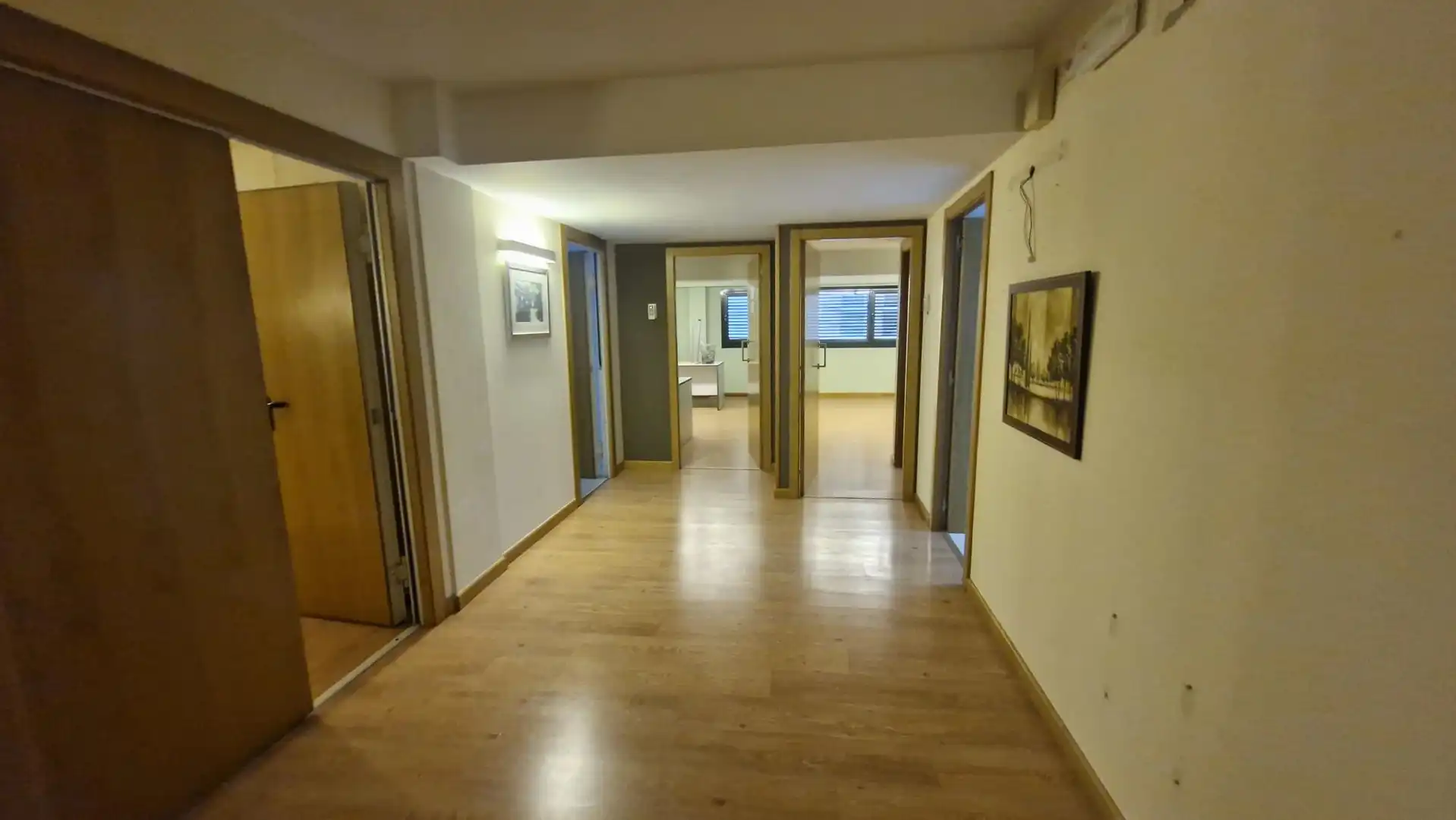 Büro zur Miete in Rúa Xosé Chao Rego 8, Santiago de Compostela, España, imagen 21