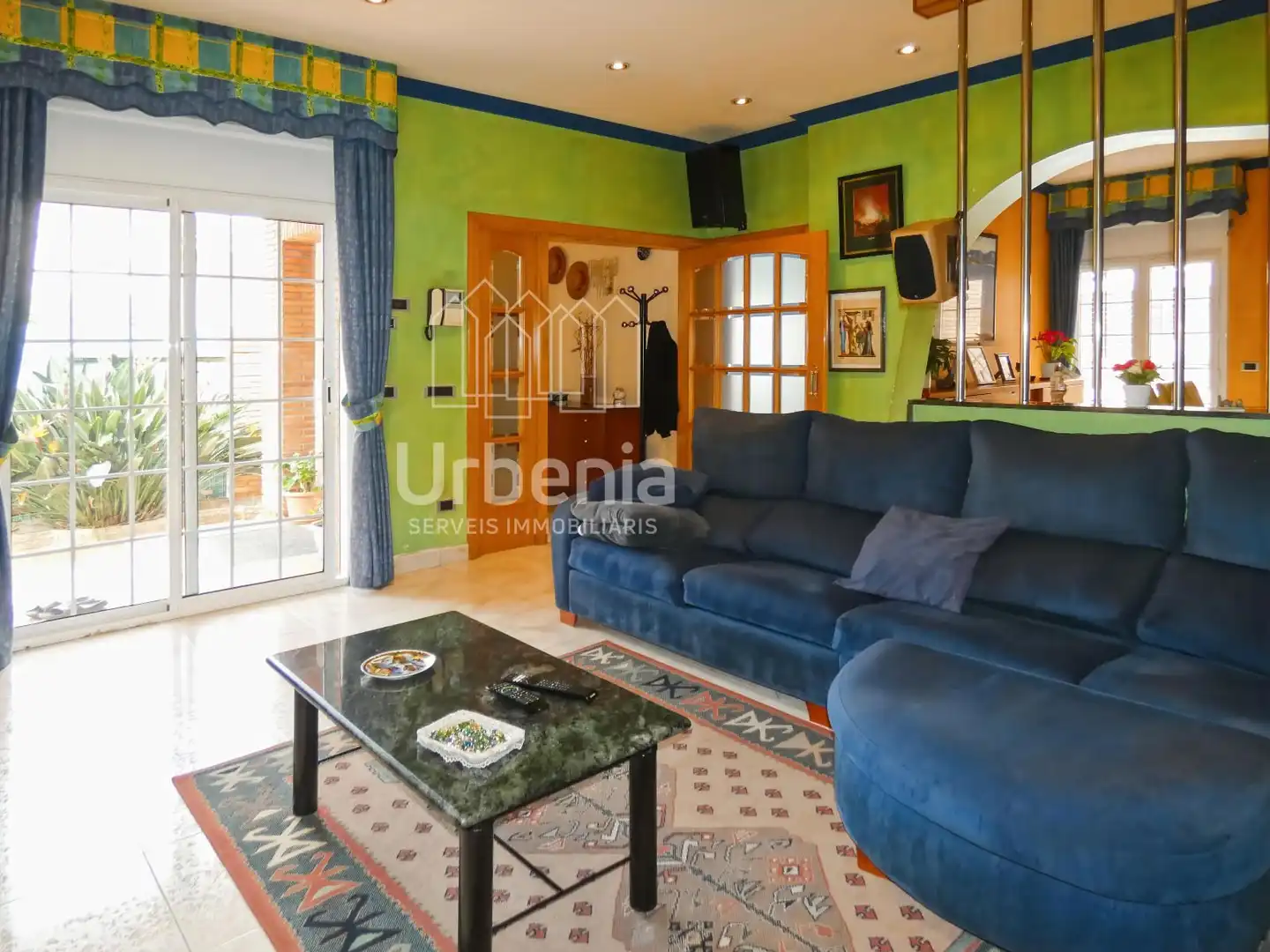 Sala de estar de Casa o chalet en venta en Premià de Mar con Aire acondicionado, Calefacción y Piscina