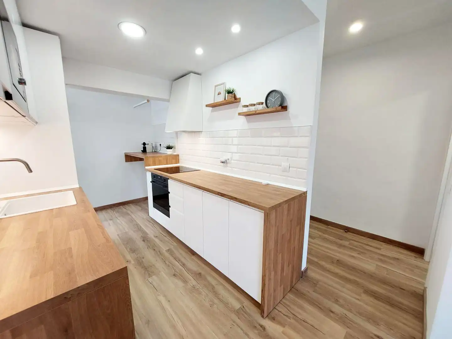 Cuina de Pis en venda en Benalmádena amb Aire condicionat, Terrassa i Moblat