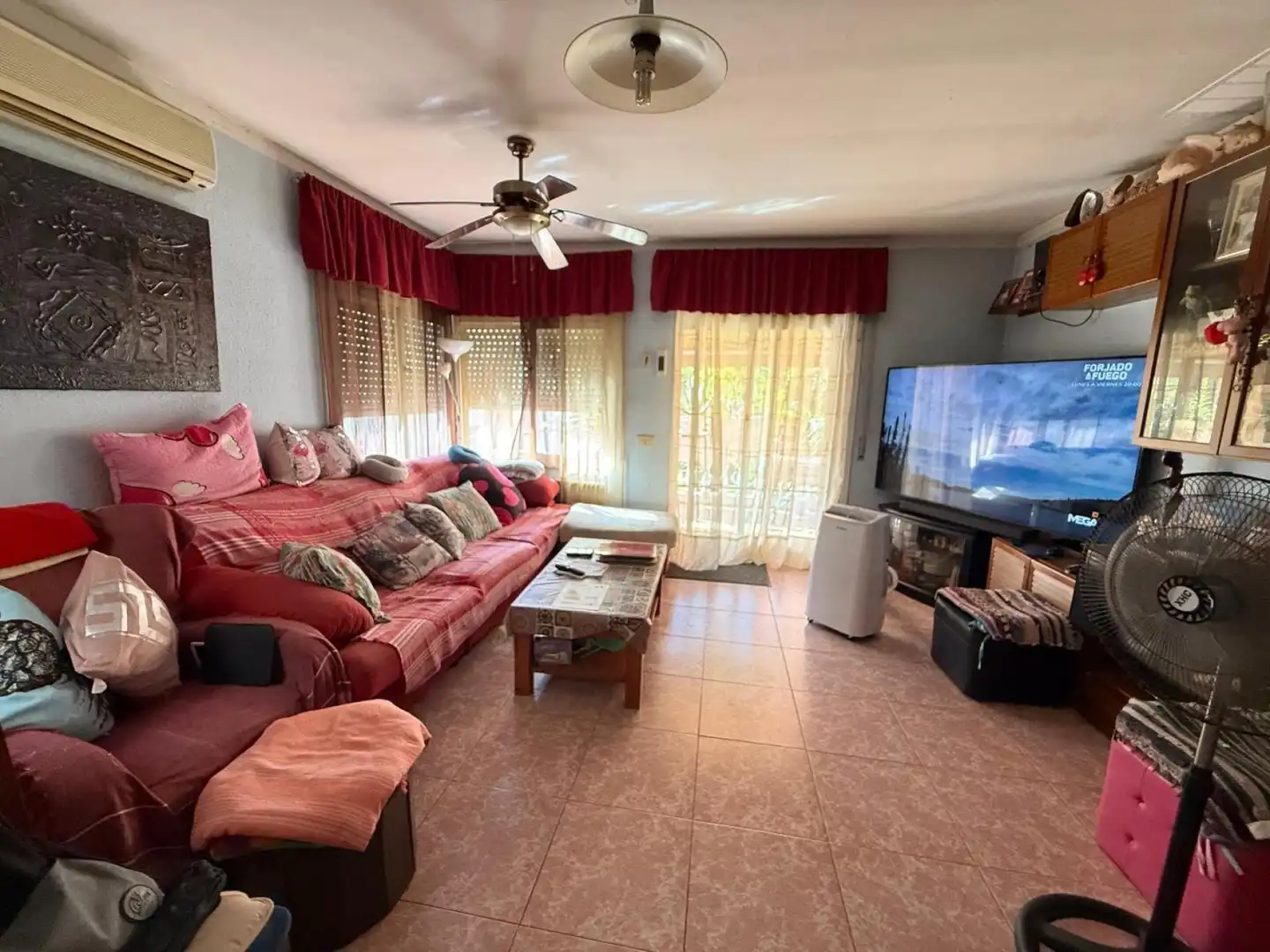 Sala de estar de Finca rústica en venta en Arenys de Munt con Calefacción y Amueblado