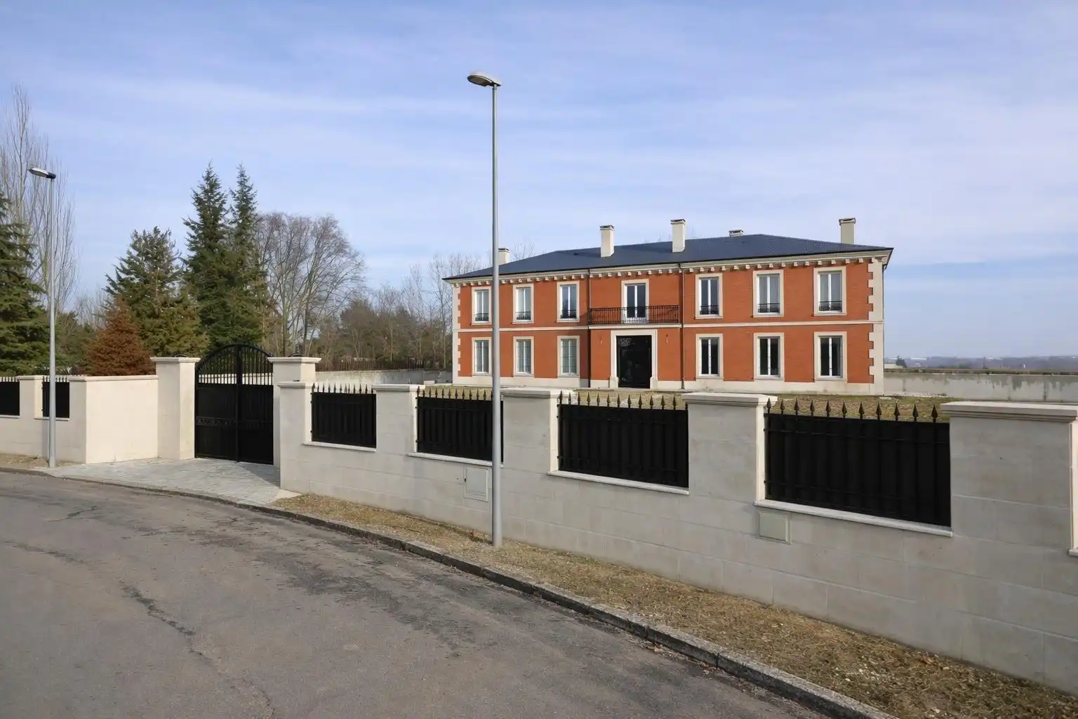 Villa con piscina in vendita a Villamayor, imagen 5