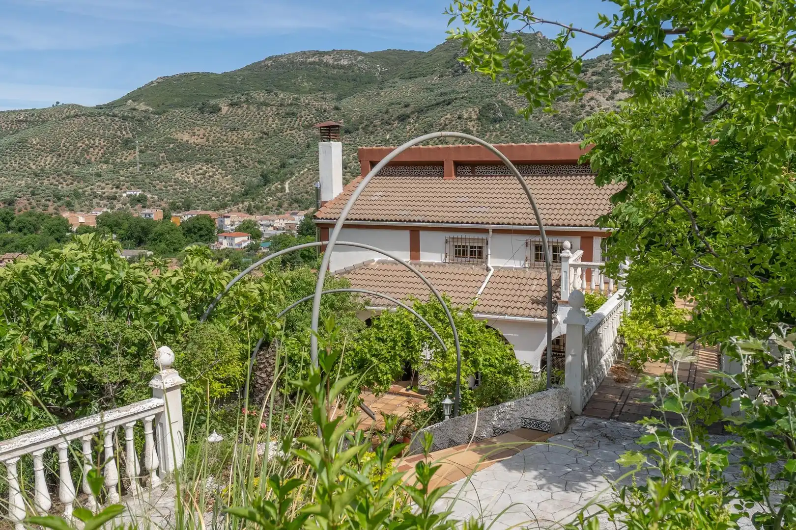 Vista exterior de Casa o chalet en venta en Valdepeñas de Jaén con Aire acondicionado, Calefacción y Jardín privado