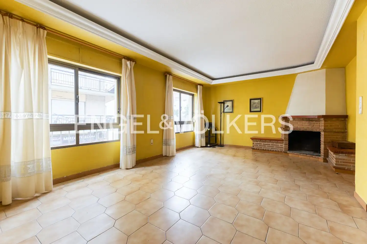 Vista exterior de Dúplex en venta en Oliva con Aire acondicionado, Calefacción y Terraza