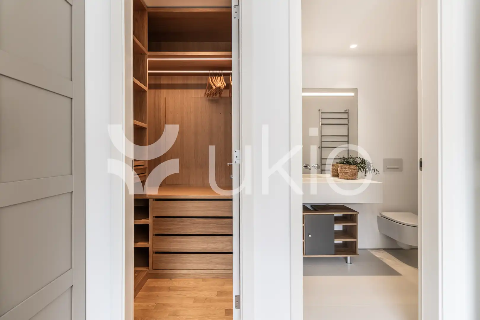 Schlafzimmer von Wohnungen zur Miete in Madrid mit Klimaanlage, Heizung und Möbliert