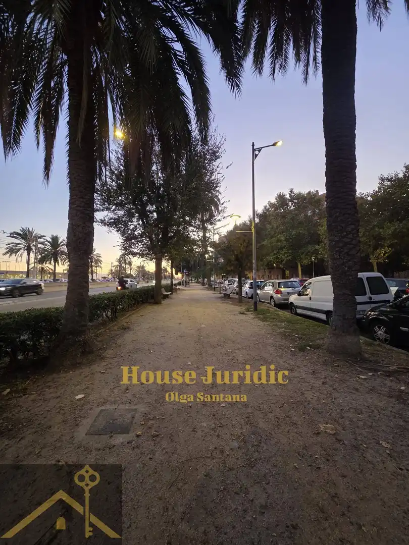 Vista exterior de Piso en venta en Mataró con Aire acondicionado, Calefacción y Terraza