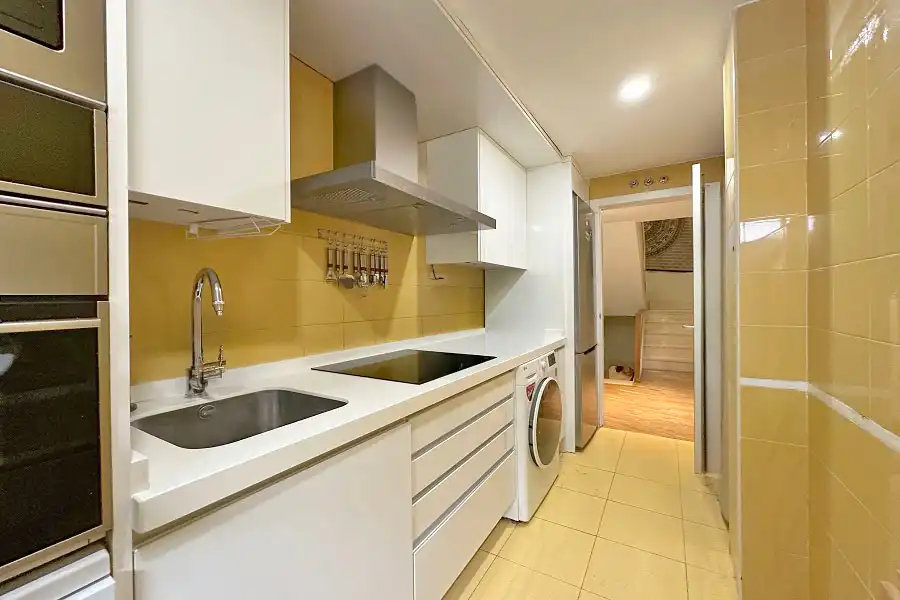 Cocina de Dúplex en venta en Torrelodones con Calefacción, Parquet y Horno