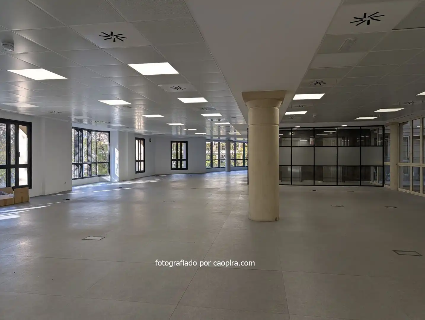 Oficina de alquiler en  Barcelona Capital con Aire acondicionado y Calefacción