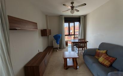 Living room of Flat for sale in Torrijos  with Heating and Furnished