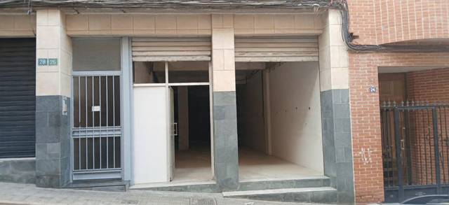 Local comercial en Venta en Calle Teniente Llorca, 26 en Campoamor