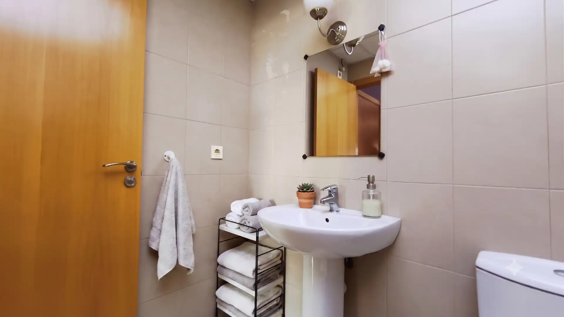 Baño de Estudio en venta en Murcia con Aire acondicionado y Amueblado