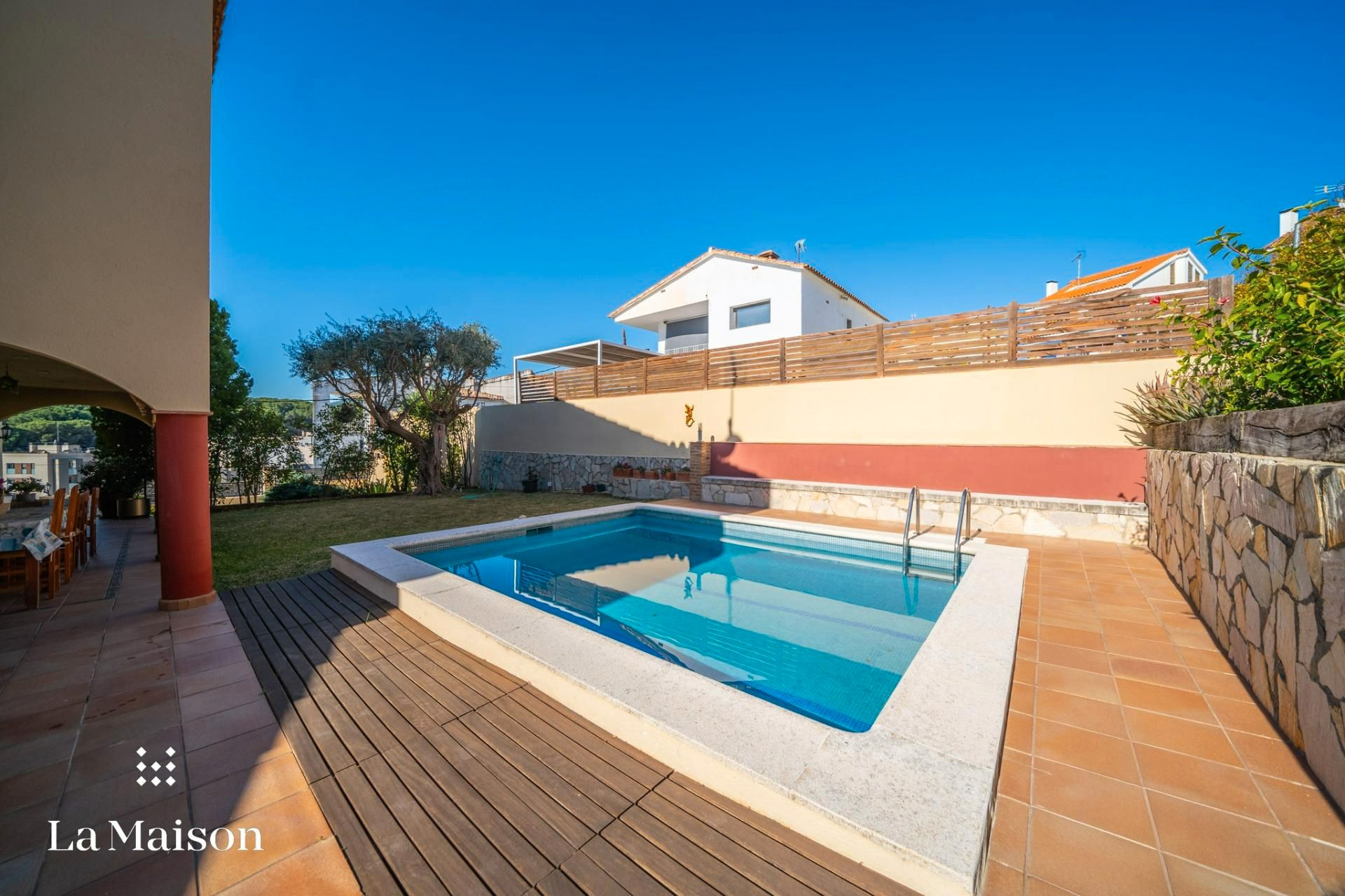 Piscina de Casa o xalet en venda en Arenys de Mar amb Calefacció, Jardí privat i Terrassa
