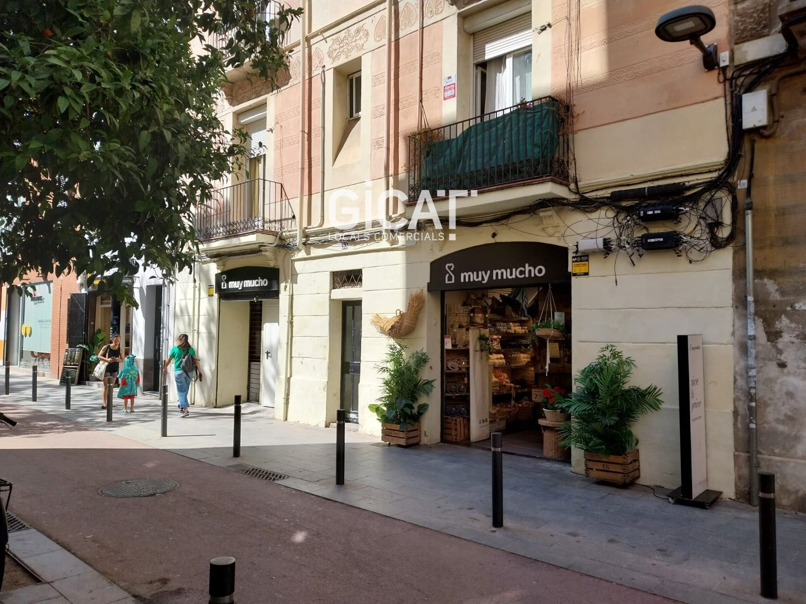 Premises for sale in DE MARIÀ AGUILÓ, El Poblenou