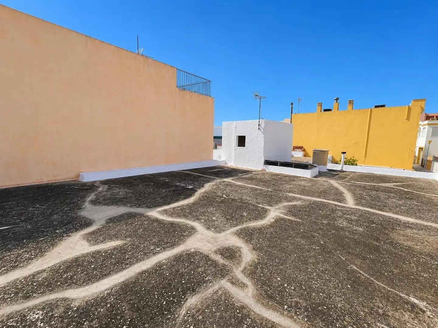 Vista exterior de Casa o chalet en venta en Almería