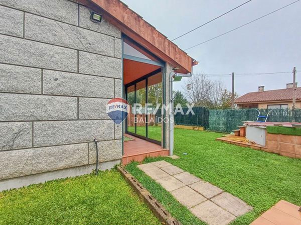 Terrassa de Casa o xalet en venda en Ponteareas amb Calefacció, Jardí privat i Terrassa