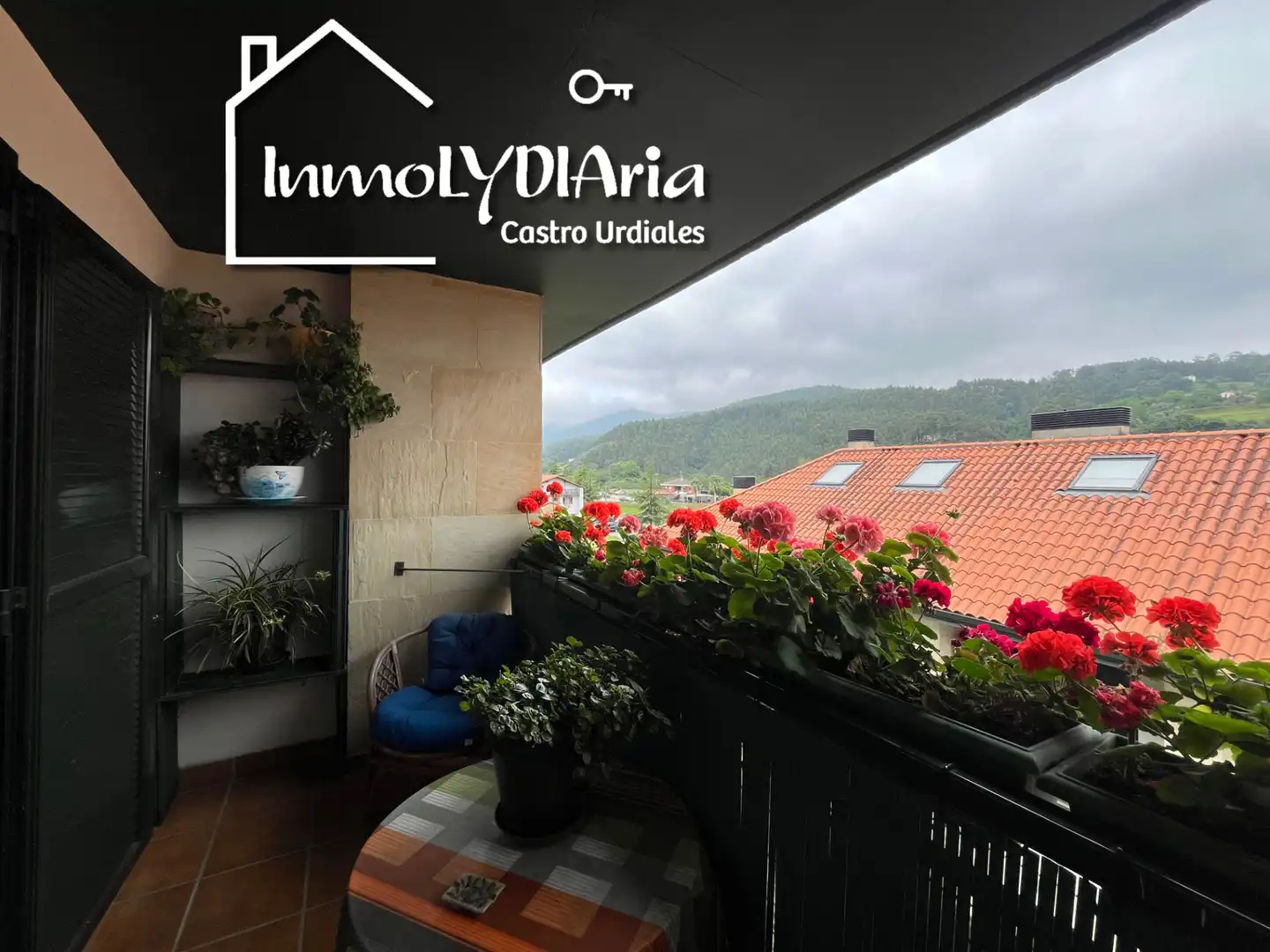 Terraza de Casa o chalet en venta en Castro-Urdiales con Calefacción, Jardín privado y Parquet