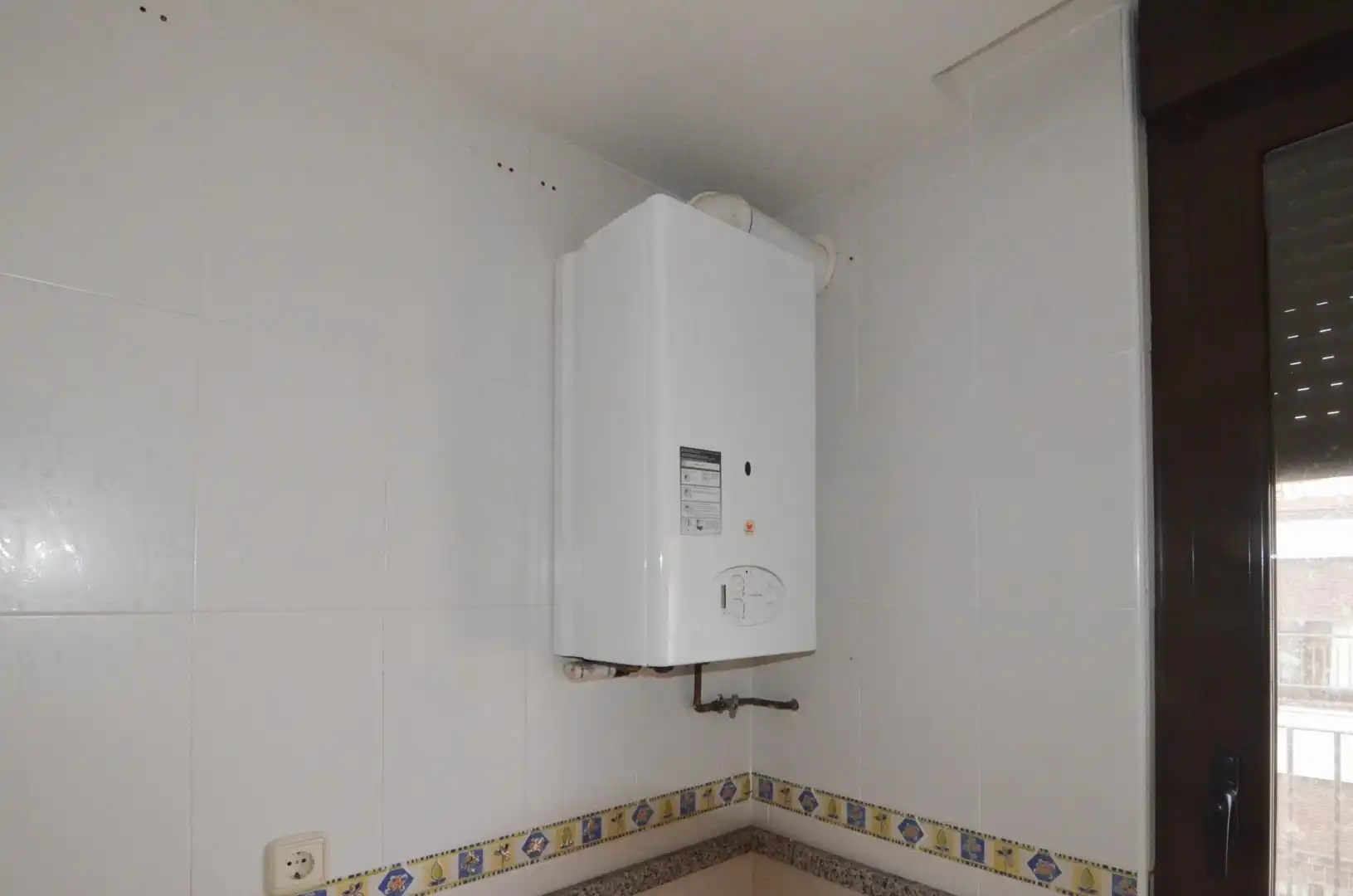 Bany de Dúplex en venda en La Fuente de San Esteban  amb Calefacció, Terrassa i Traster