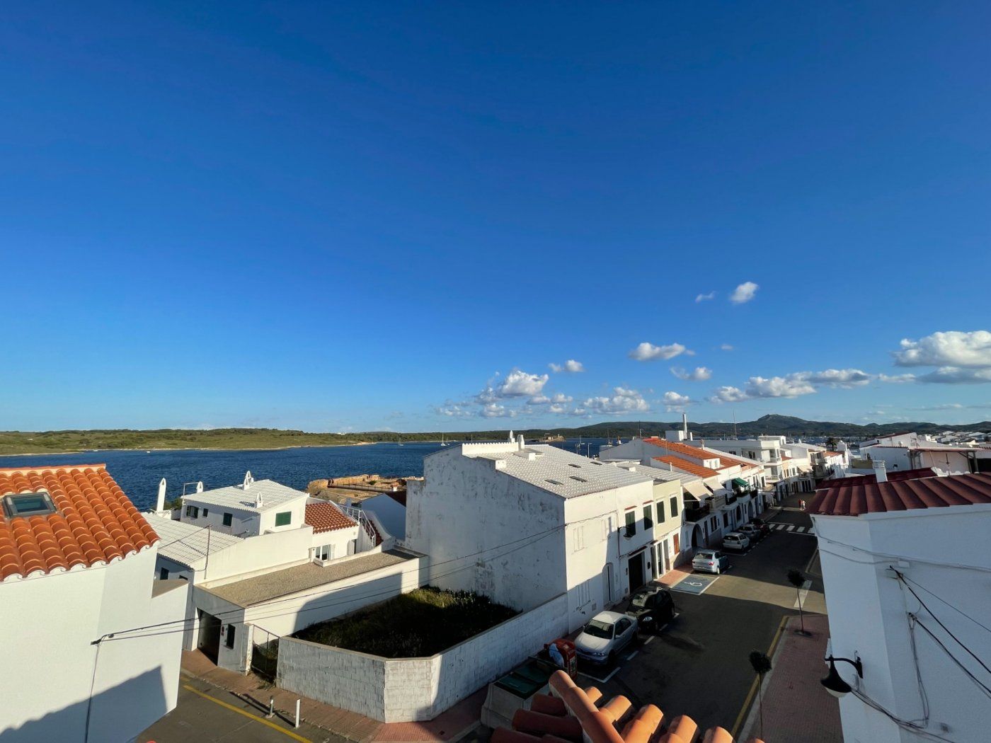 Vista exterior de Apartament en venda en Es Mercadal amb Terrassa, Piscina i Balcó