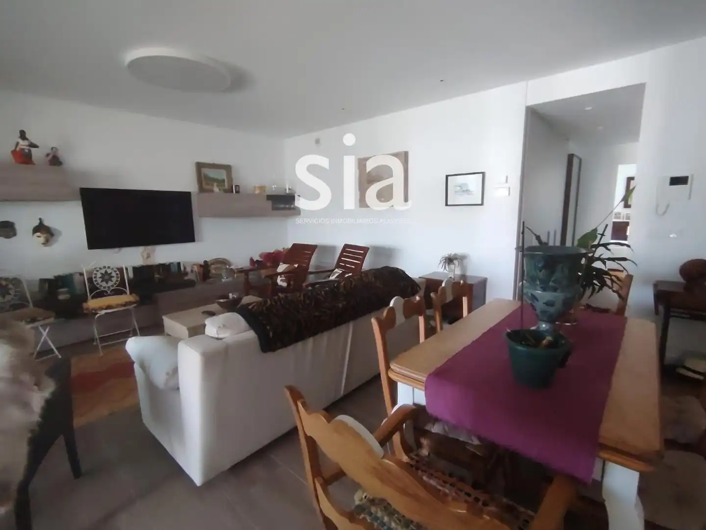 Sala d'estar de Pis en venda en Vitoria - Gasteiz amb Calefacció, Terrassa i Traster