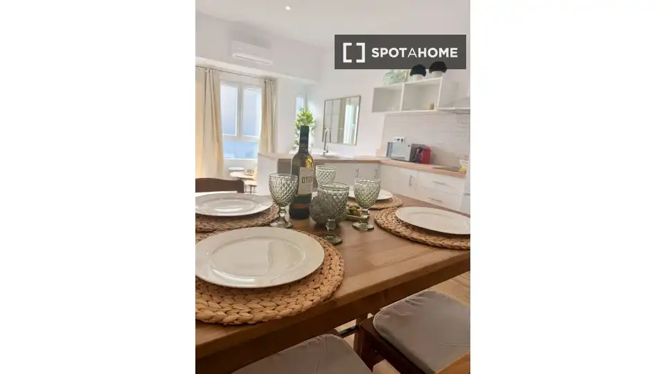 Dining room of Flat for rent in Valencia  with Air Conditioner, Heating and Furnished