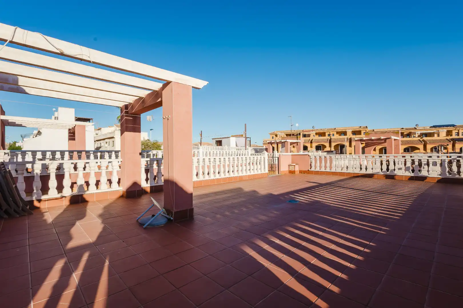 Terrassa de Casa o xalet en venda en Torrevieja amb Aire condicionat, Jardí privat i Terrassa