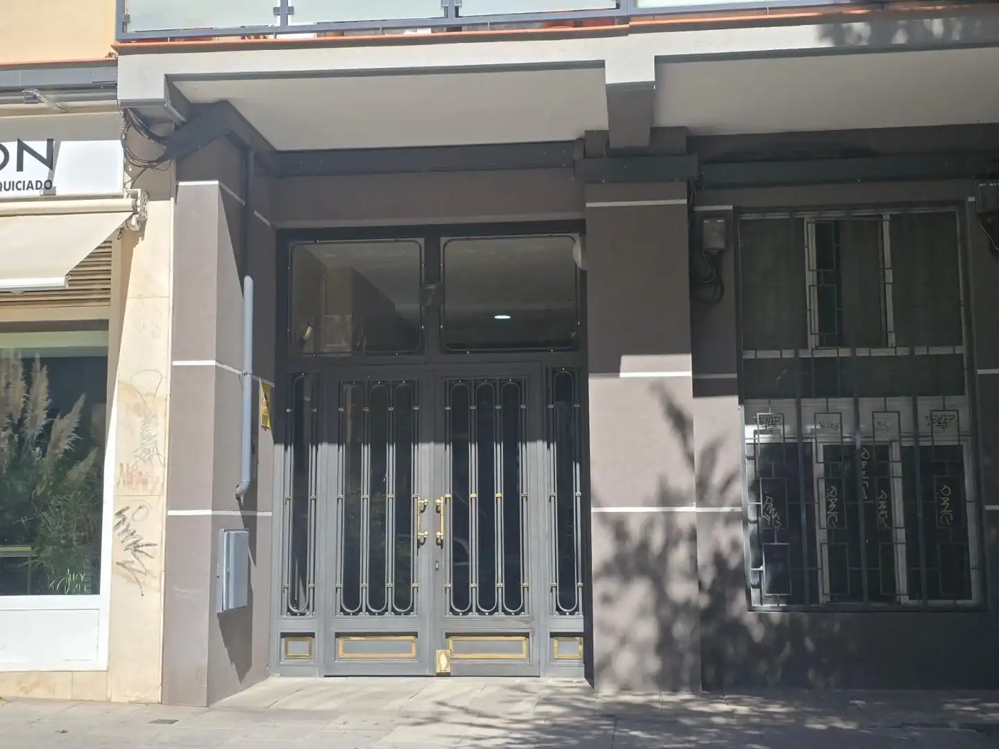 Vista exterior de Apartament en venda en Centro