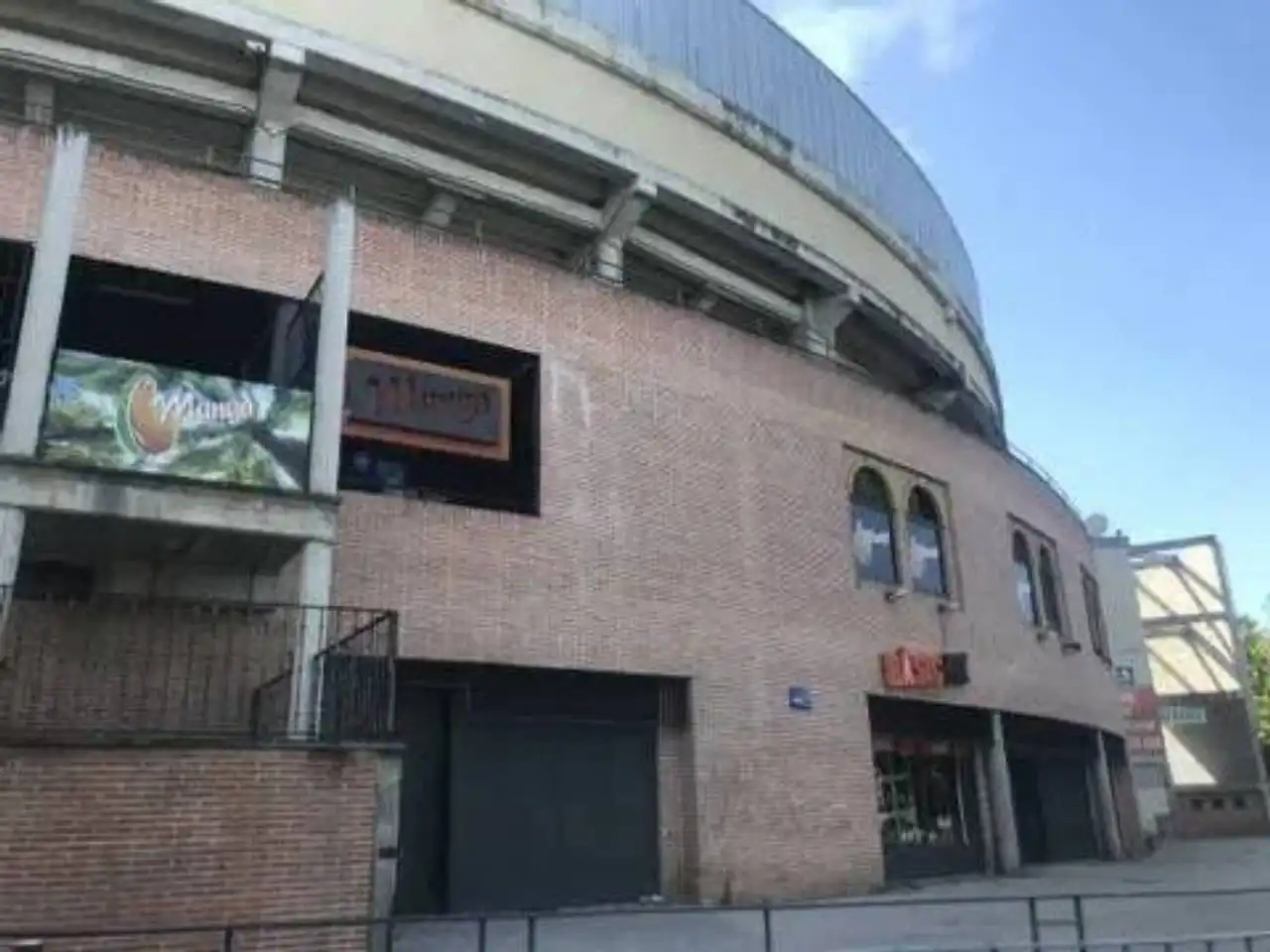 Exterior view of Commercial properties for sale in Leganés