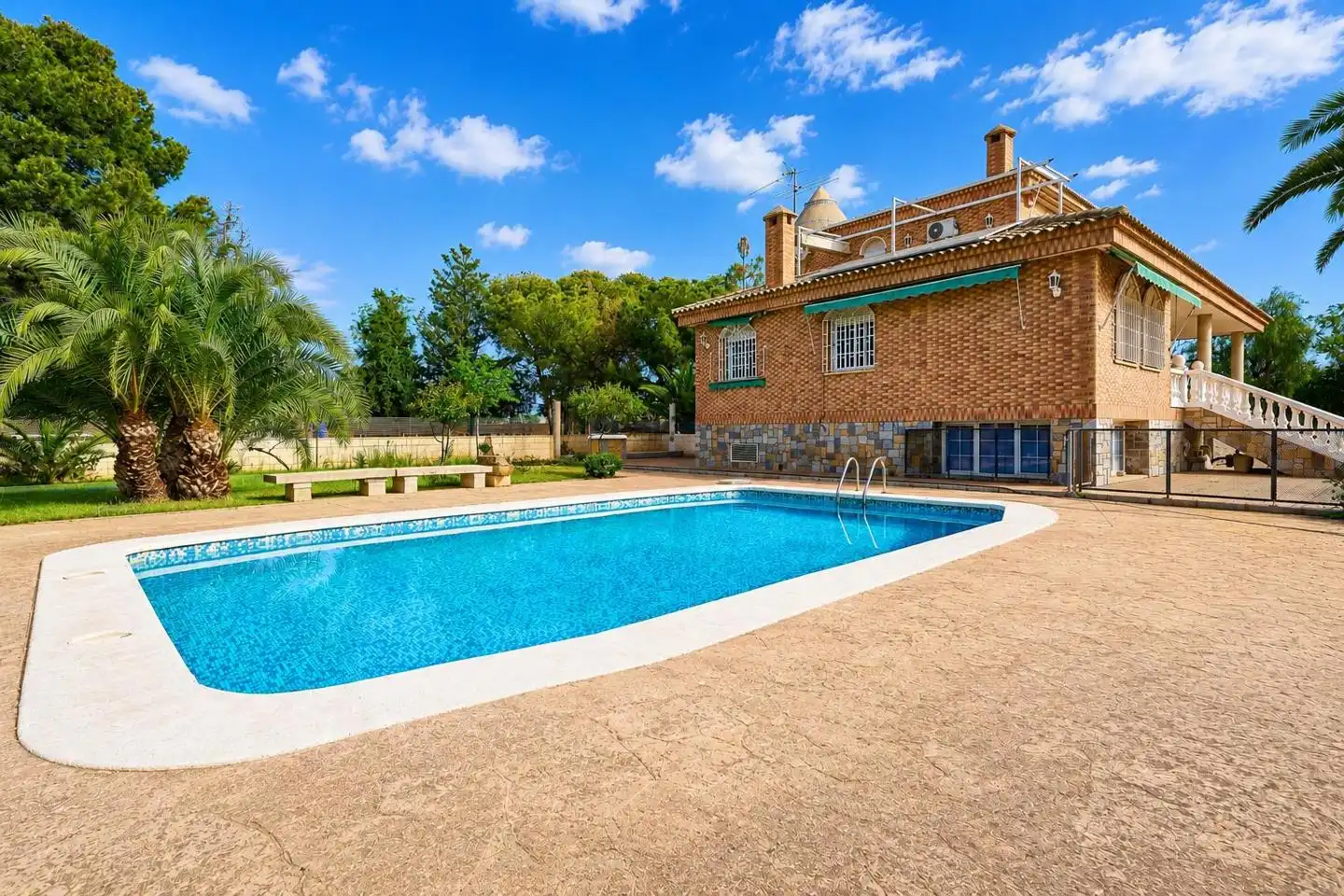 Swimming pool of Houses for sale in San Vicente del Raspeig / Sant Vicent del Raspeig  with Heating, Private garden and Terrace