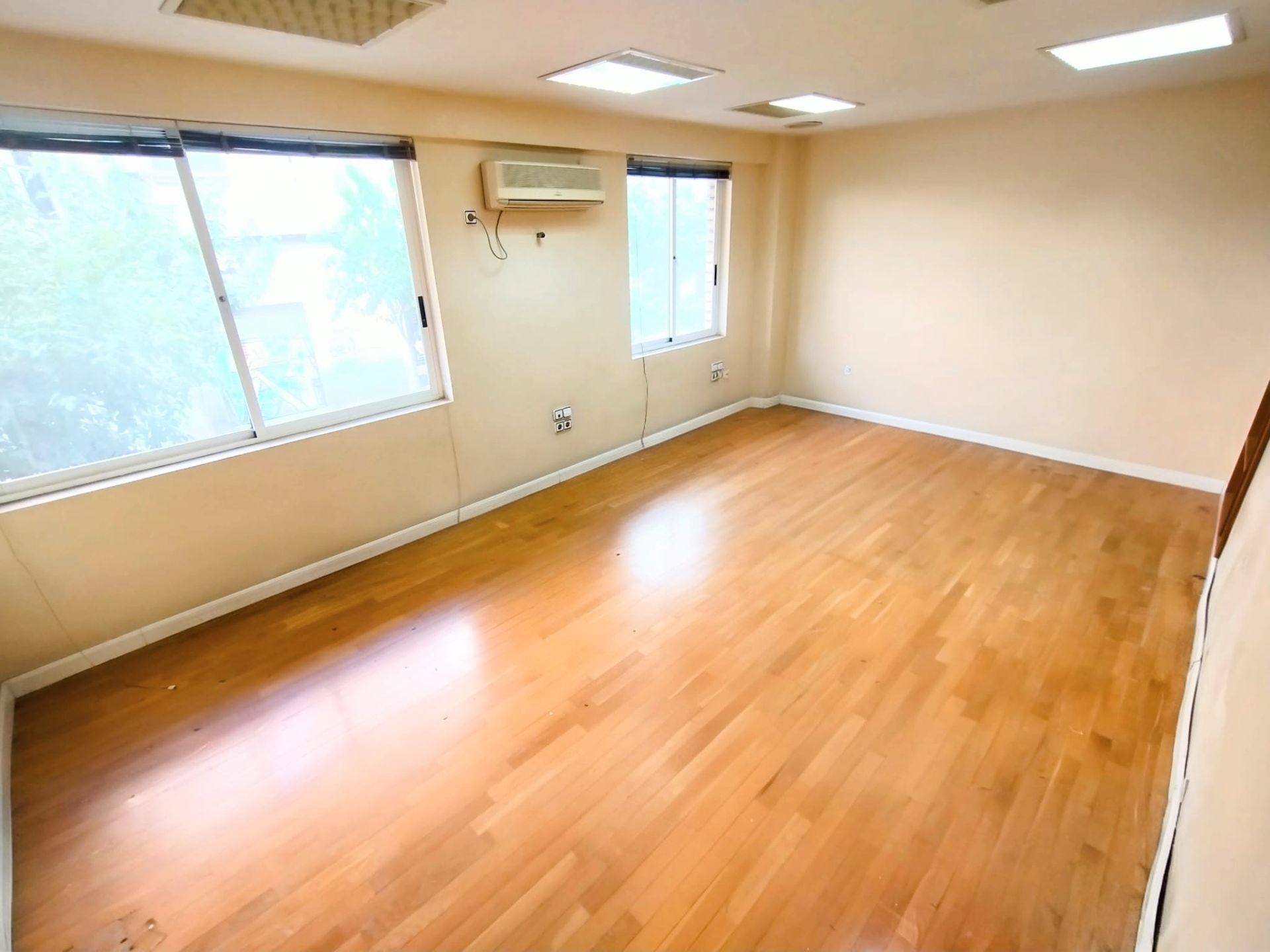 Office for sale in  Murcia Capital  with Air Conditioner and Heating