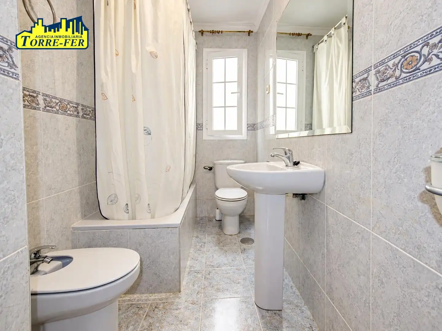 Piso con ascensor en venta en Calle PIO BAROJA 21, imagen 9