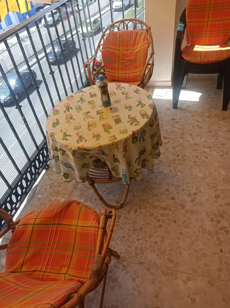 Piso con ascensor en venta en Calle Pintor Cipriano Maldonado 17, imagen 9