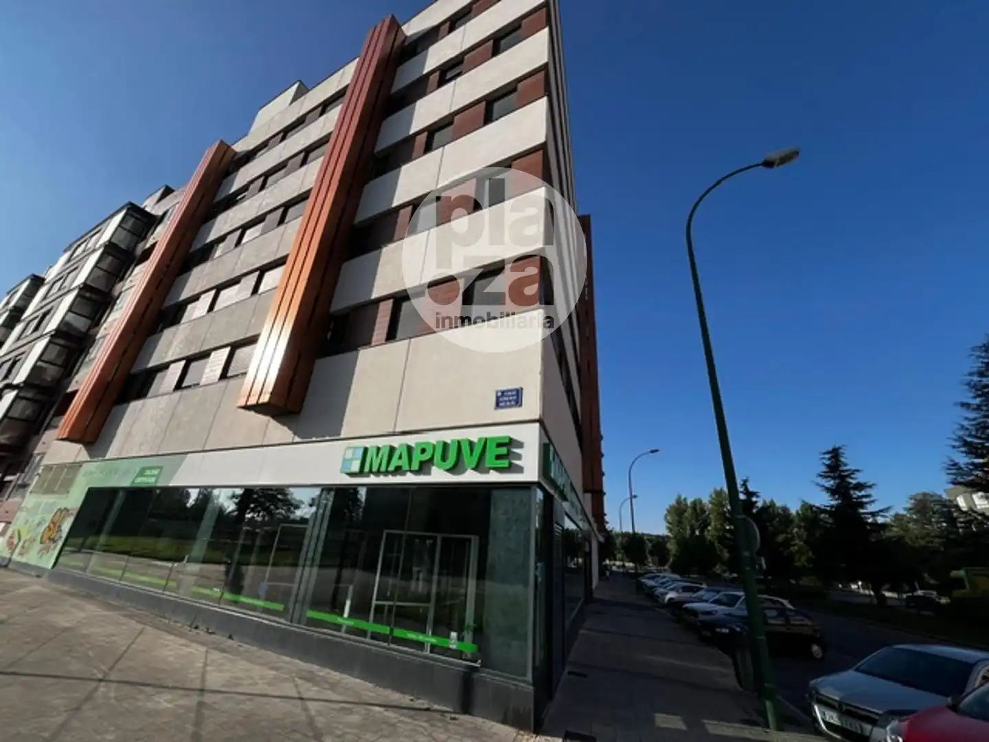 Vista exterior de Pis en venda en Burgos amb Calefacció i Moblat