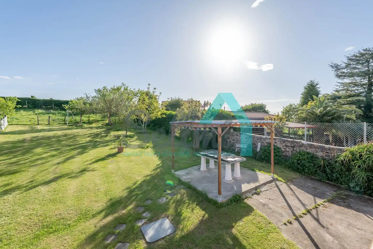 Jardí de Casa o xalet en venda en Castrillón amb Calefacció, Jardí privat i Parquet