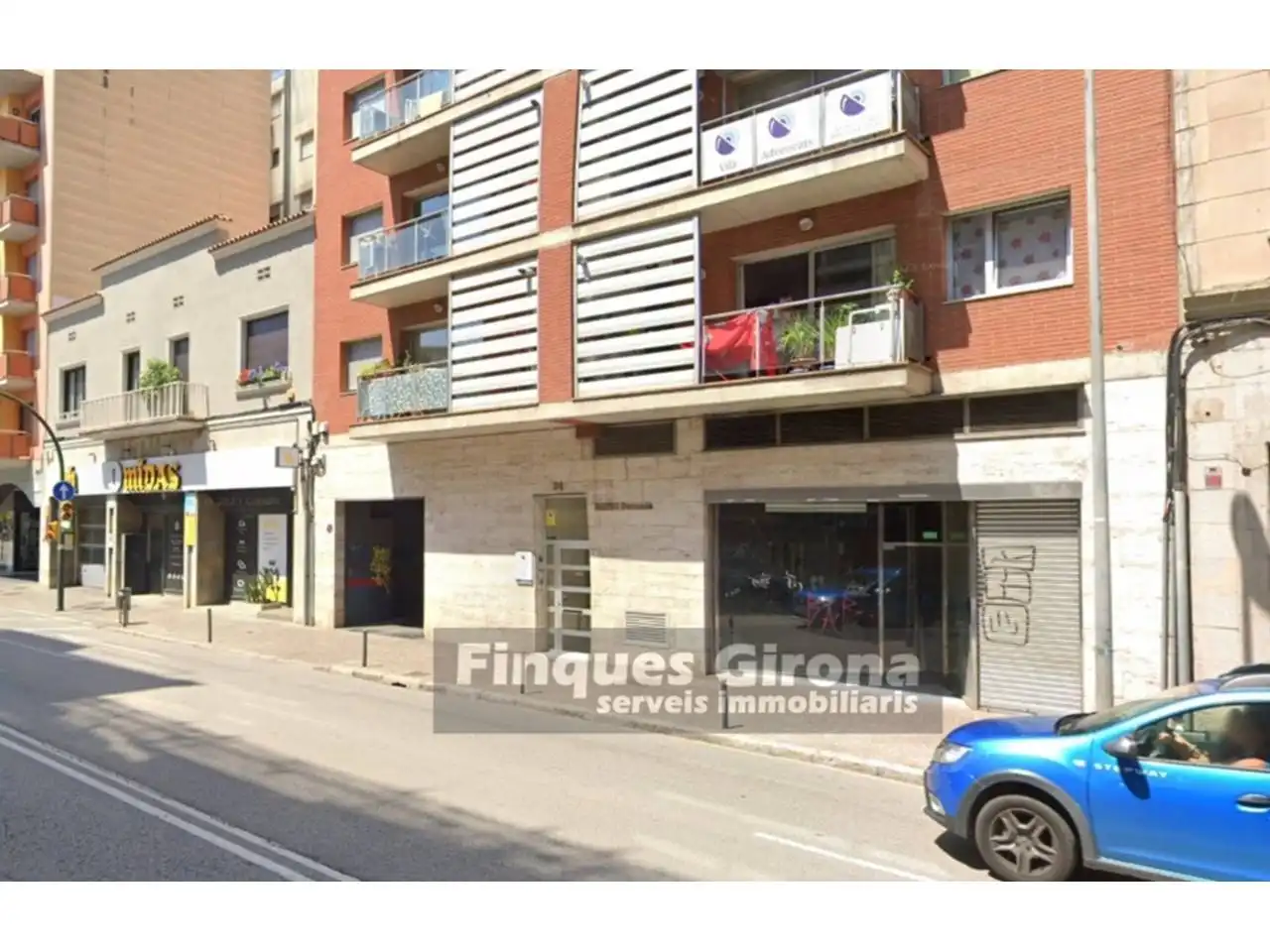 Locale commerciale in vendita a Calle Barcelona 34