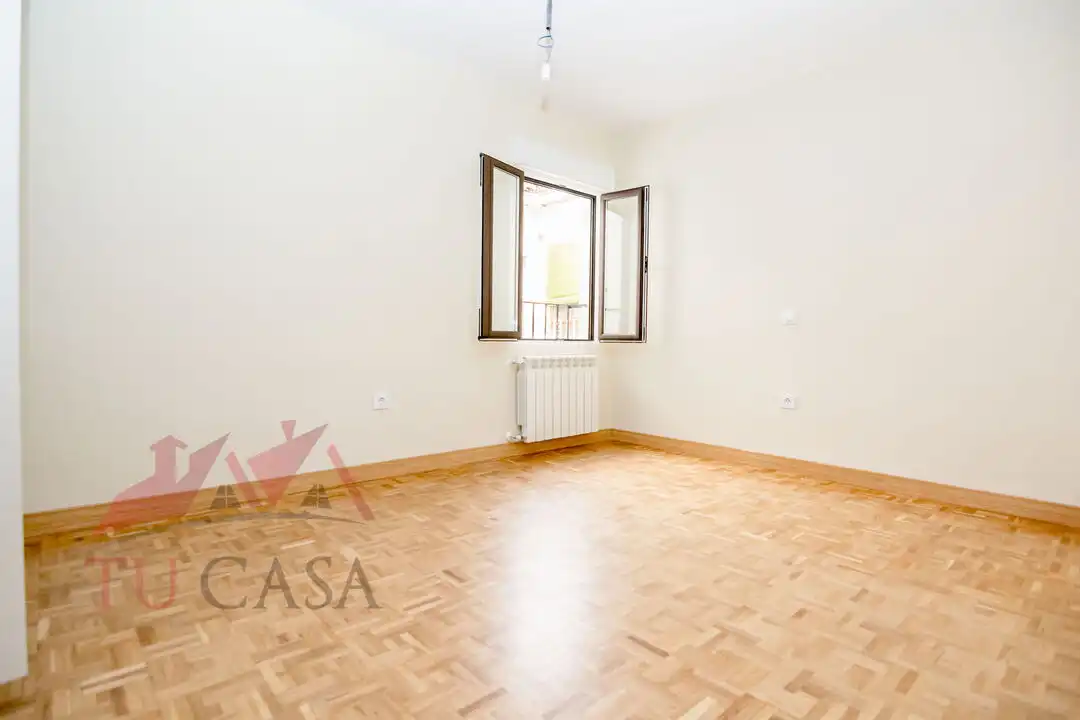 Piso de alquiler en Toledo con Balcón