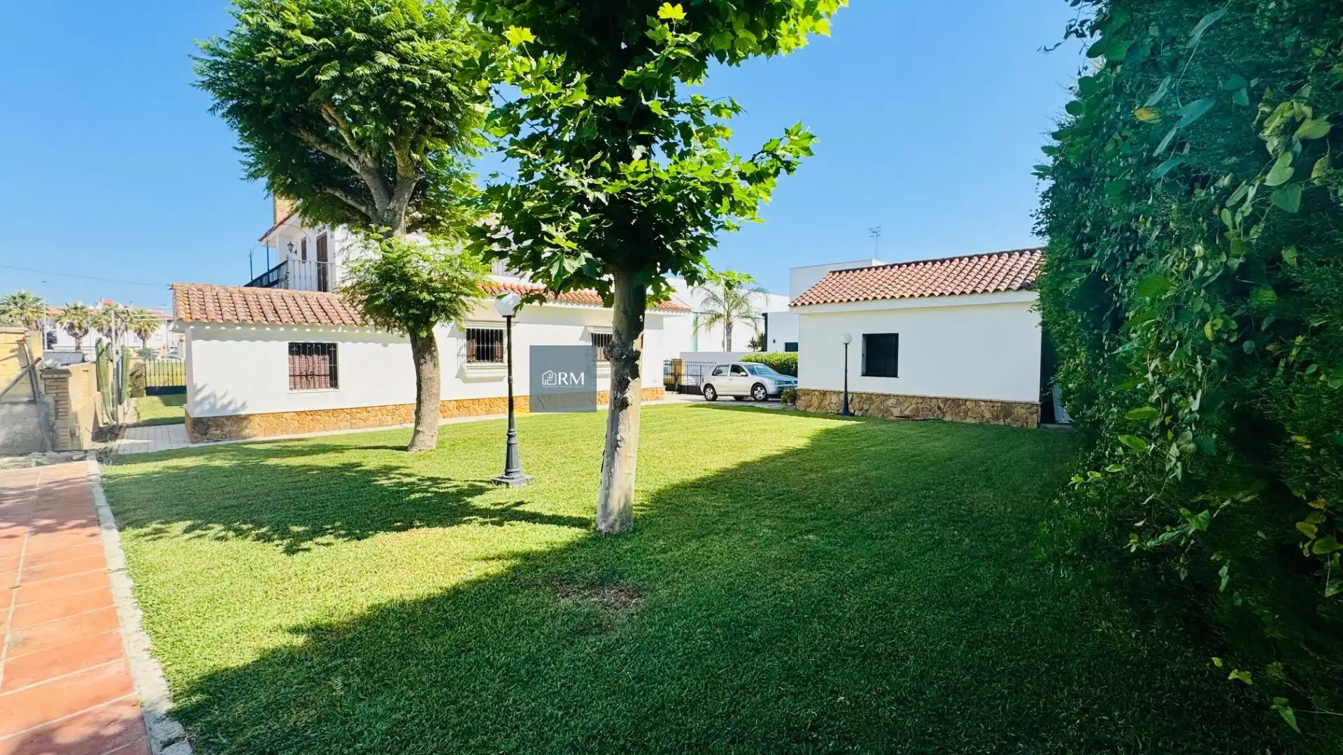 Exterior view of Houses for sale in Sanlúcar de Barrameda  with Private garden, Terrace and Swimming Pool