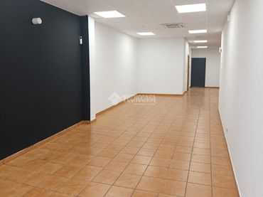 Local comercial en venda a Centre - Eixample – Can Llobet