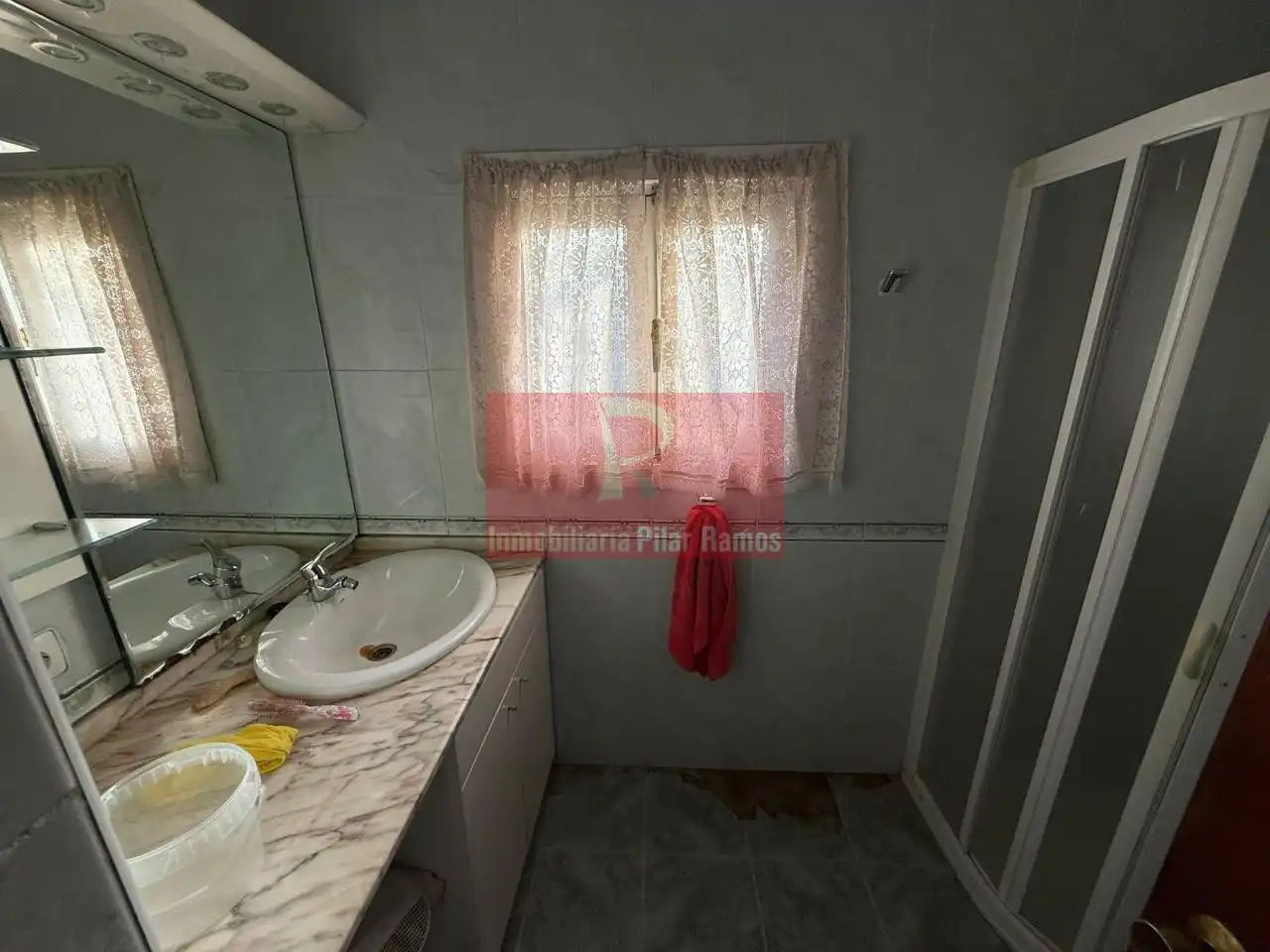 Bathroom of Houses for sale in Villaquilambre  with Heating, Private garden and Storage room