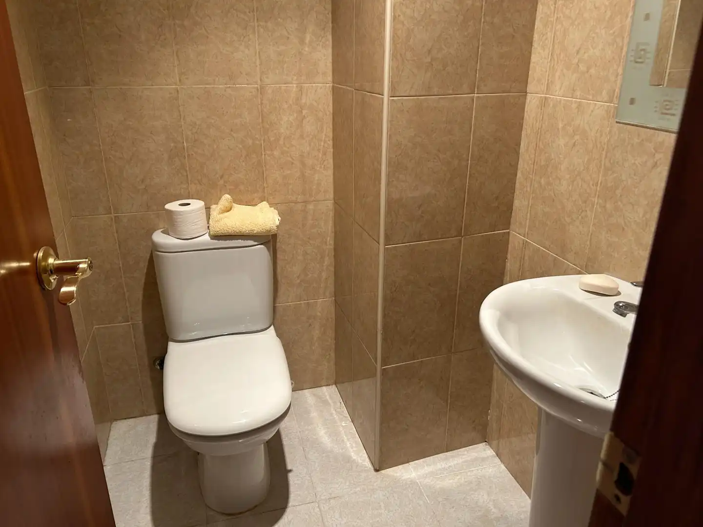 Baño de Piso en venta en Castellón de la Plana / Castelló de la Plana con Balcón
